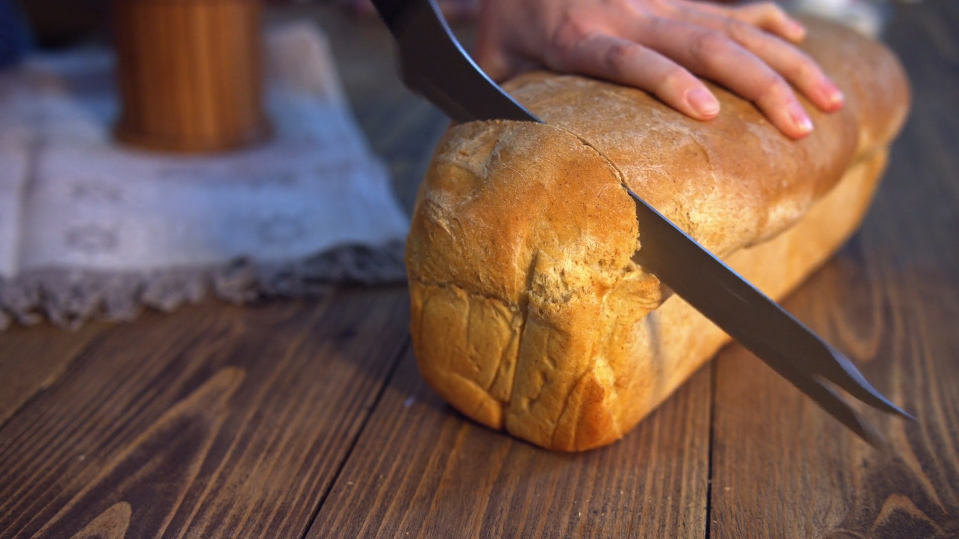 Через затримки Укрзалізниці восени на Тернопільщині може здорожчати хліб: підприємці про зернову пастку