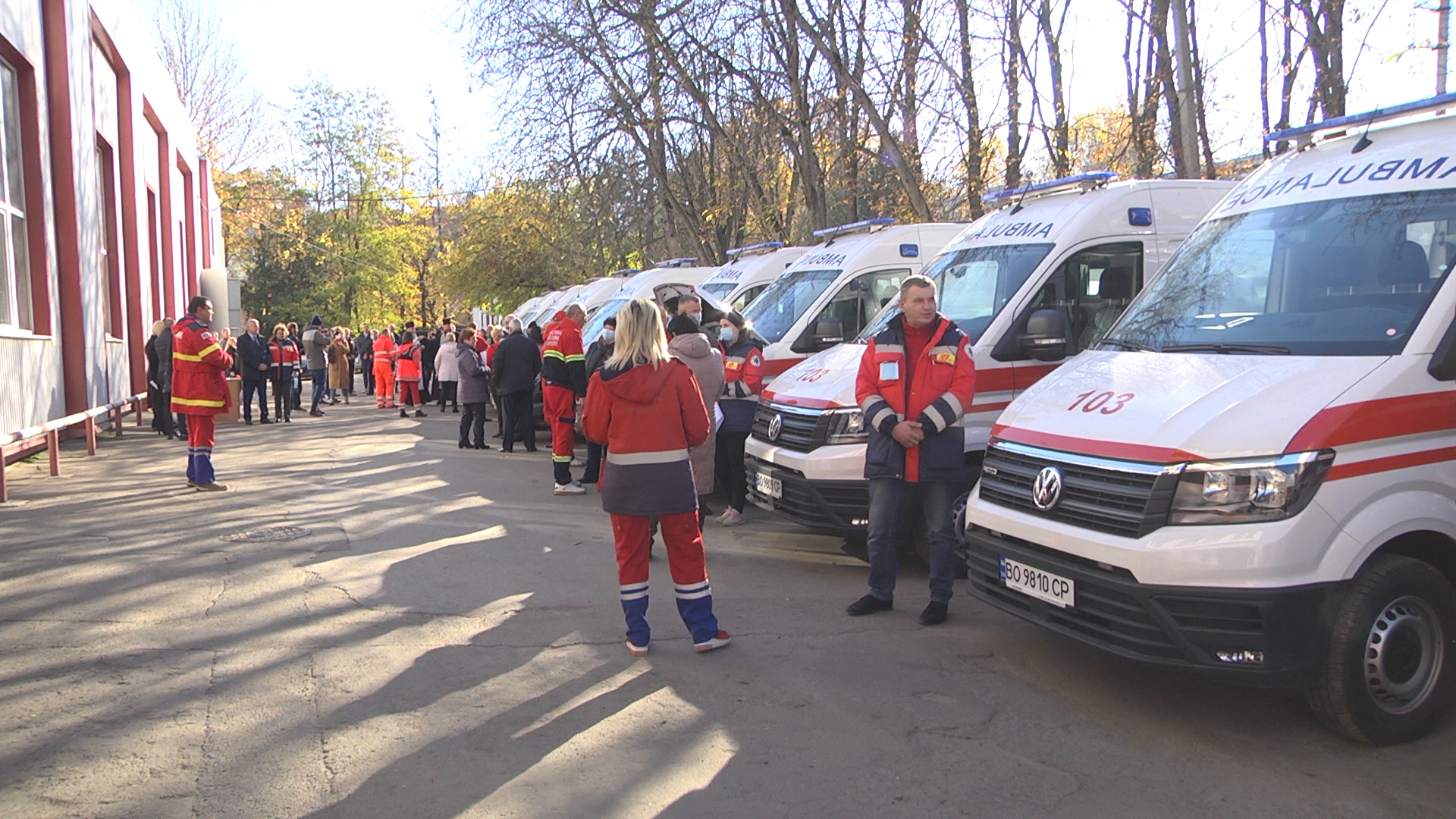Десять машин швидкої медичної допомоги отримали медики Тернопільщини
