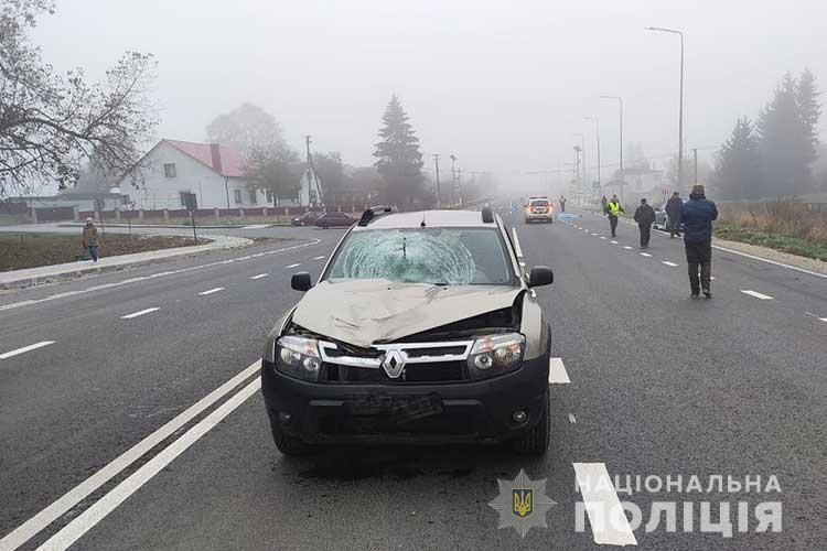 60-річний чоловік загинув під колесами автівки на Тернопільщині