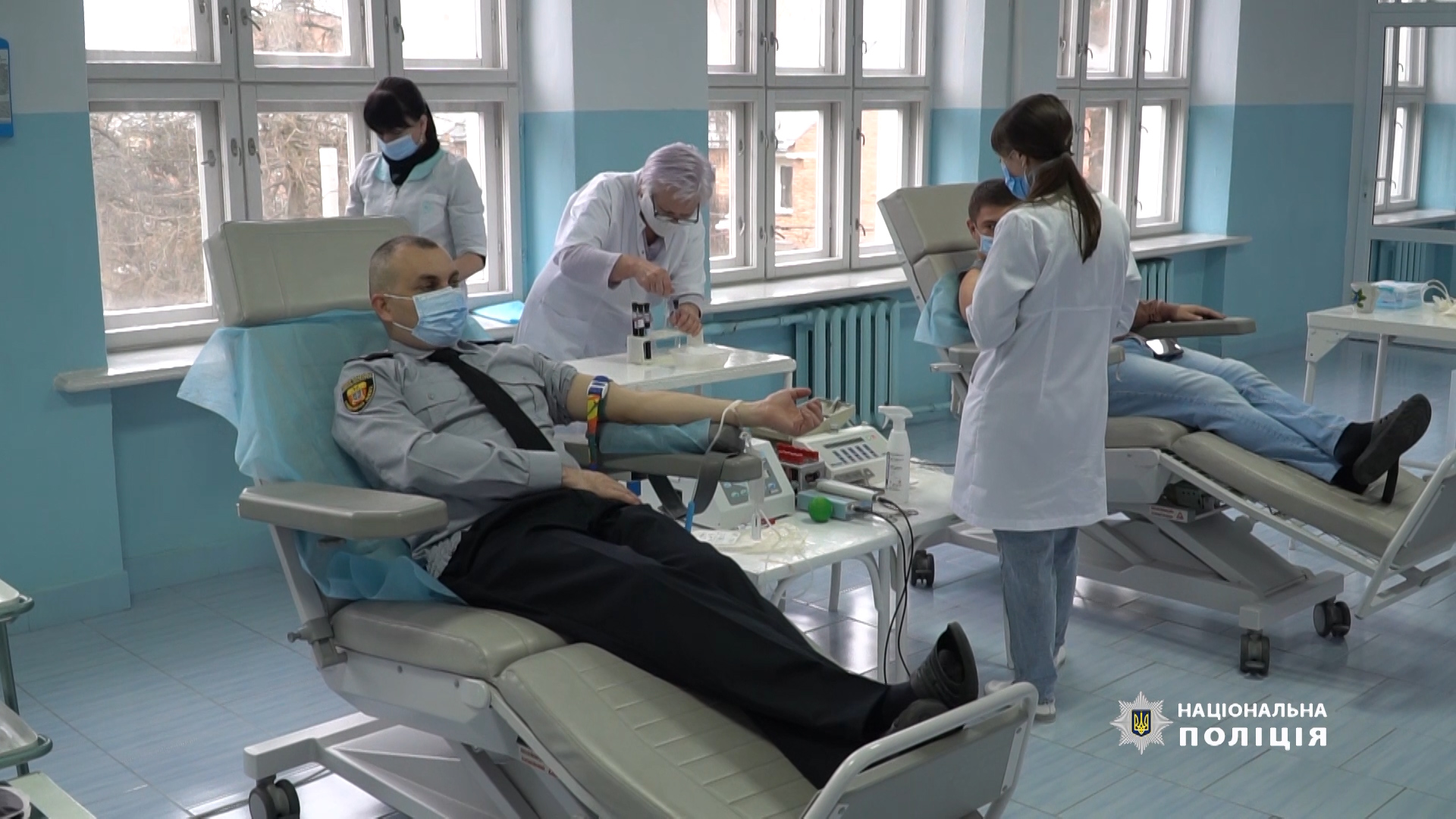 Поліцейські Тернопільщини стали донорами крові