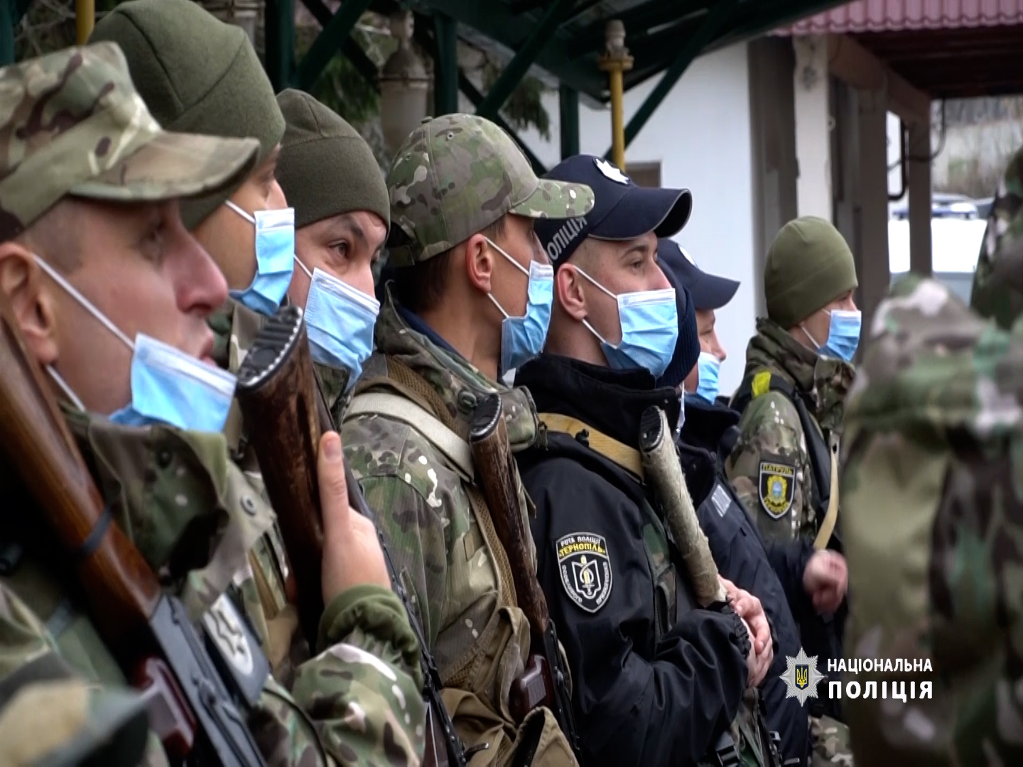 Знову на передову: тернопільські поліцейські вирушили в зону проведення ООС