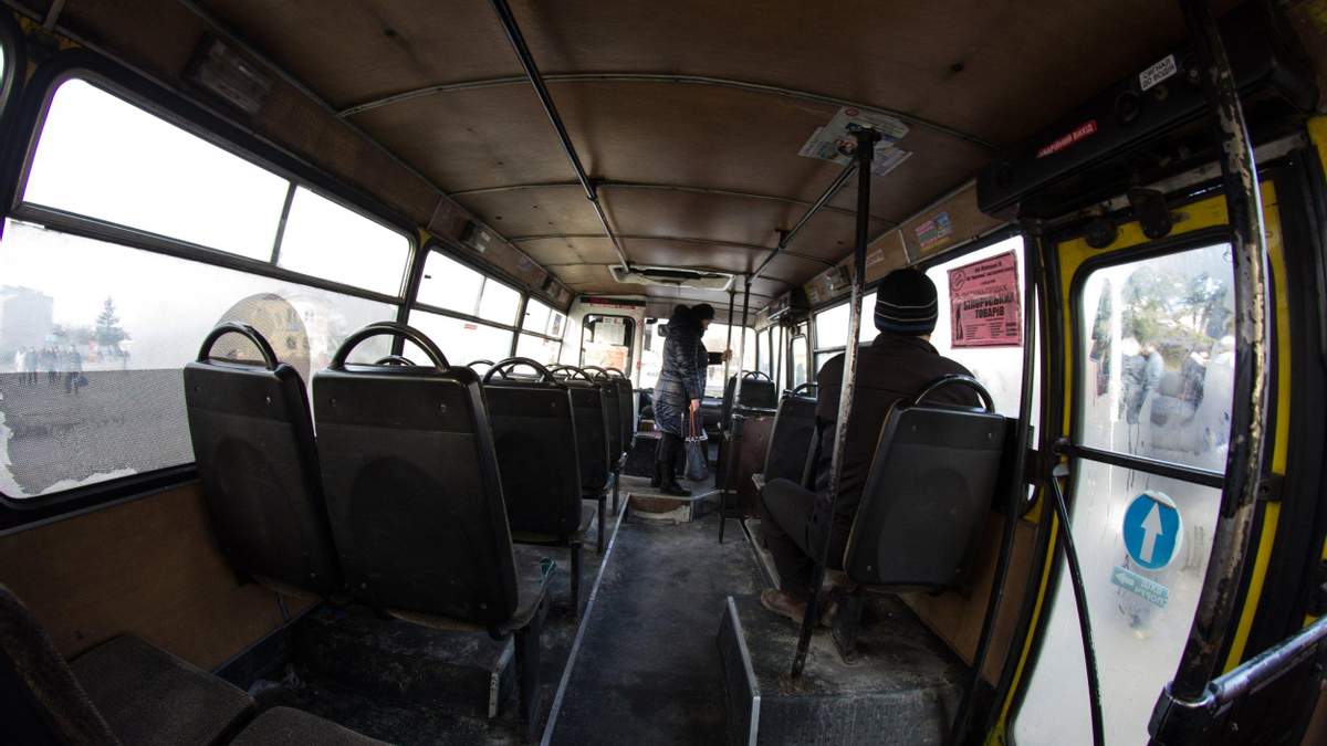 Нові карантинні обмеження почали діяти для пенсіонерів у громадському транспорті Тернополя