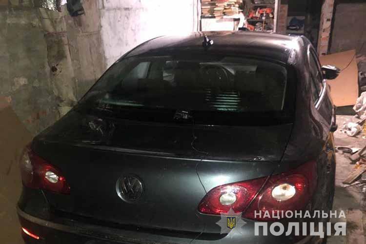 Двох чоловіків, які викрадали автомобілі, затримали на Тернопільщині