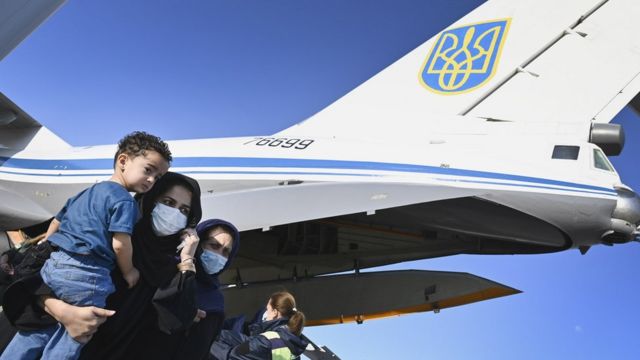 Українці вивозять із Казахстану: планують спеціальні рейси