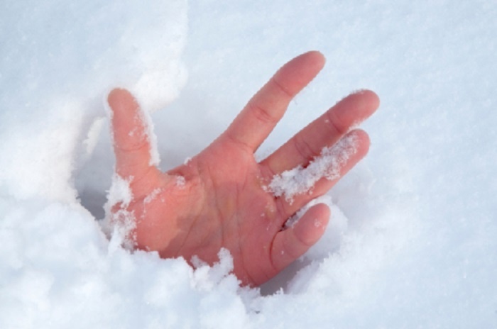 43-річний чоловік замерз біля власної оселі на Тернопільщині