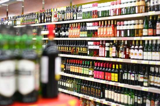 Продаж алкогольних напоїв заборонили на Тернопільщині