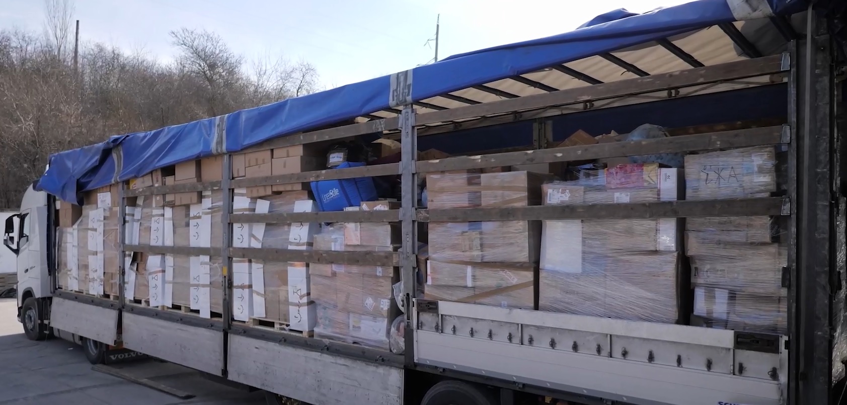 Гуманітарну допомогу з Італії доставили в тернопільський штаб