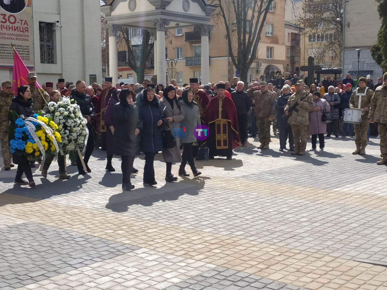 Героїчно загинув, захищаючи Україну: Тернопіль попрощався із Петром Батьківським