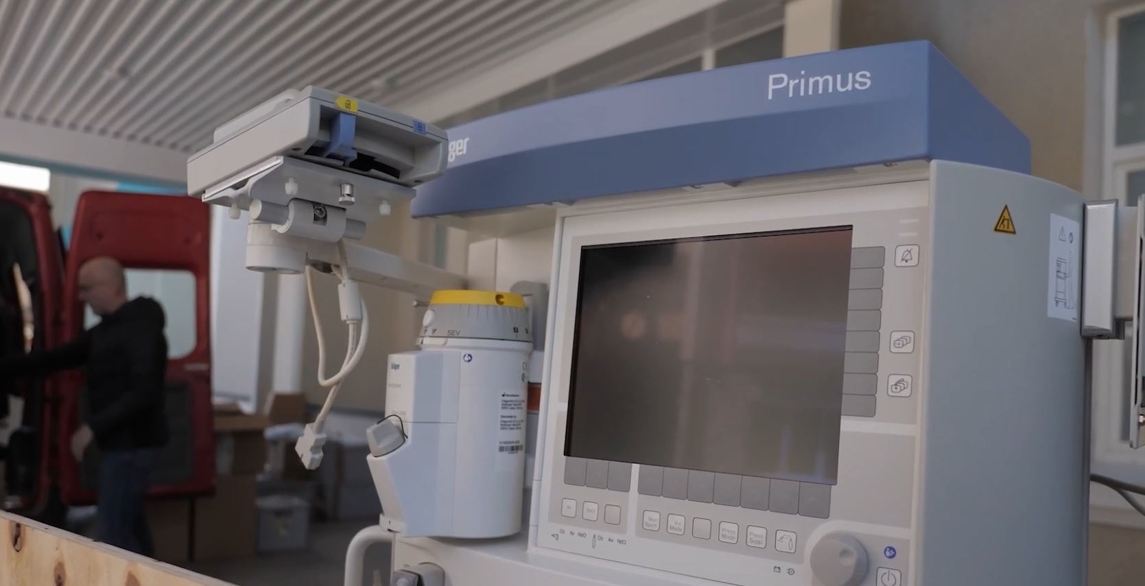 Наркозо-дихальні апарати нового покоління привезли в тернопільську лікарню
