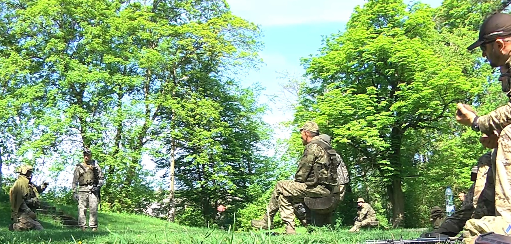 Іноземець з позивним “Жаба” навчає українських військових