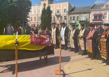 Тіло загиблого Андрія Асадова зустріли на рідній Підгаєччині