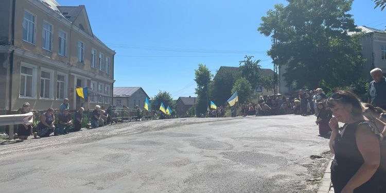 Загинули у Часовому Яру: на Підгаєччину привезли тіла Володимира Нанинця та Олега Марковича