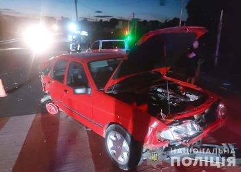 Вагітна жінка травмувалася в аварії біля Тернополя