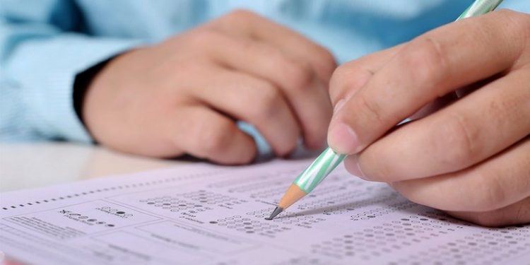 Випускникам, які здаватимуть мультипредметний тест, радять не розголошувати адреси екзаменаційних центрів