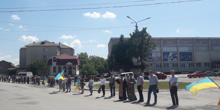 Тіло воїна Володимира Левицького зустріли на Борщівщині
