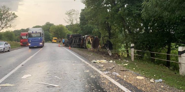 Аварія з постраждалими: ускладнений рух біля села Кам’янки