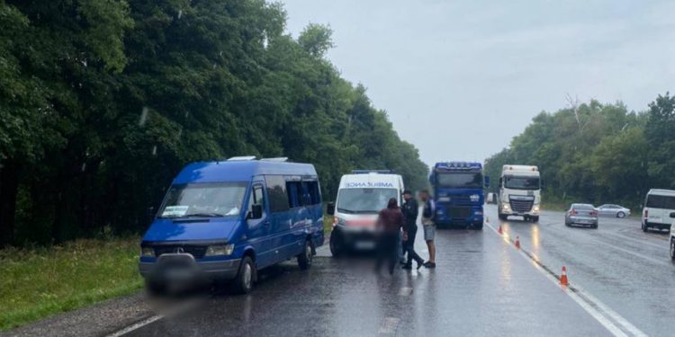 Через аварію з потерпілими рух на об’їзді Тернополя частково ускладнений