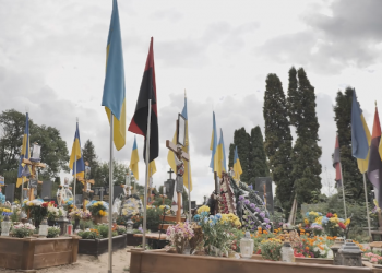 Воїнам з Тернопільської громади пропонують встановлювати однакові пам’ятники
