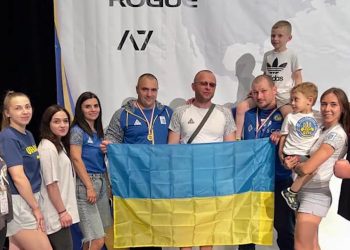 Одразу 9 спортсменів представляли Тернопілля на чемпіонаті Європи з жиму лежачи у Будапешті