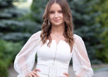 Випускниця зі Зборівщини Христина Савощак здобула максимальну кількість балів на мультипредметному тесті