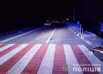Неповнолітню дівчину збила автівка на пішохідному переході на Тернопільщині