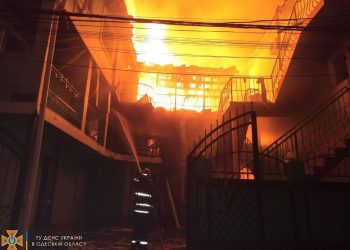 росіяни обстріляли університет у Миколаєві та базу відпочинку в Одесі