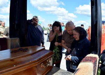 Із захисником України Олексієм Карповим попрощалися на Збаражчині