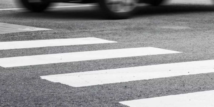 Жінка потрапила під колеса авто на пішохідному переході в Тернополі