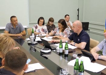 Продаж літака, освітні питання та лікування воїнів: рішення сесії ТМР