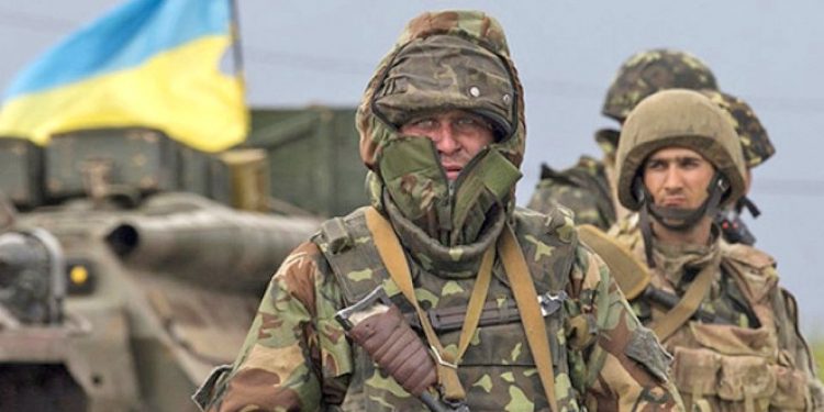 Парламент підтримав продовження воєнного стану в Україні