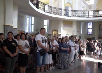Поминальна літургія за загиблими воїнами відбулася у Зарваниці