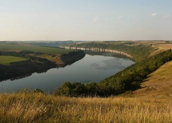 Надзвичайники попереджають жителів Тернопільщини про підйом води у річці Дністер