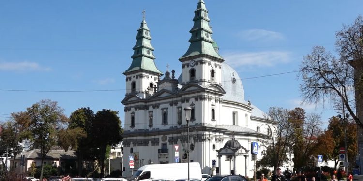 Документи — із собою: поліція Тернопільщини перевіряє жителів області