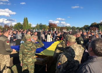 З воїном Петром Кучером попрощались у Почаївській громаді