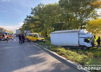 В аварії на Хмельниччині травмувалися двоє жителів Тернопільщини