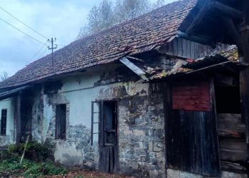 Будинок спалахнув у Скала-Подільській громаді