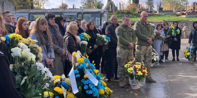 Із 19-річним Віталієм Матичаком прощаються у Тернополі