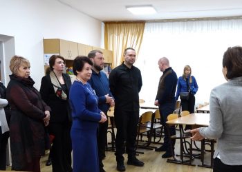 Міністр Сергій Шкарлет відвідав одну зі шкіл Тернополя