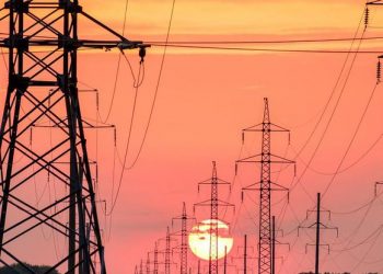 Світло у Микулинецькій громаді вимикатимуть через небажання великих підприємств економити