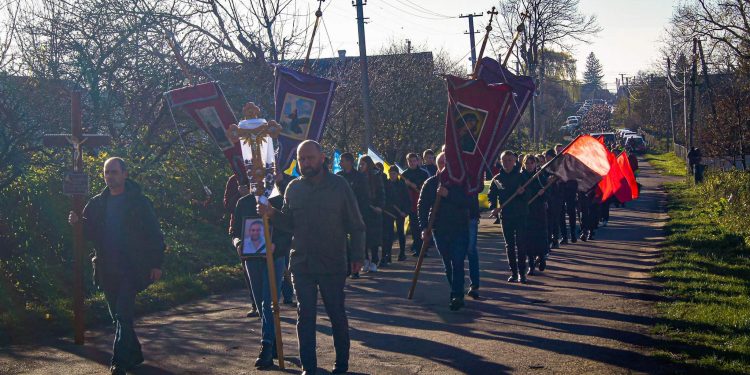 Поховали воїна Андрія Ушкевича з Озернянської громади