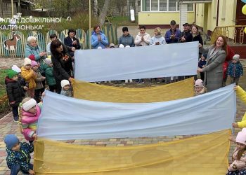 Вихованці заліщицького дитсадка організували благодійну акцію для військових