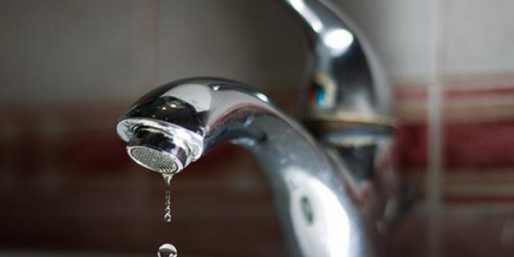Запастися водою через можливі перебої з постачанням просять тернополян
