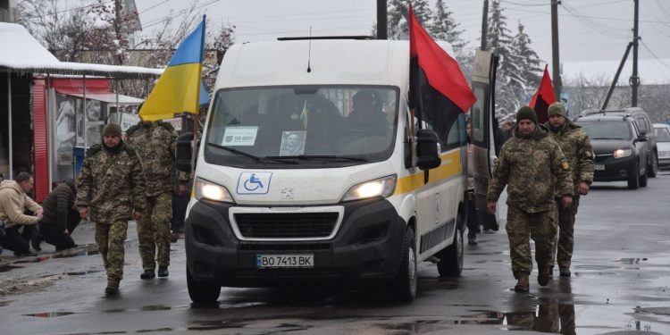 Із 50-річним військовим Юрієм Ожоганичем прощаються у Шумській громаді