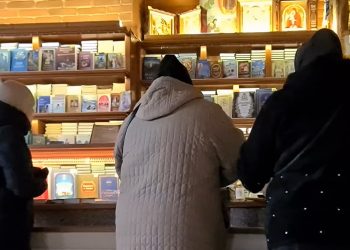 Чому у Почаївській лаврі досі звучить російська мова
