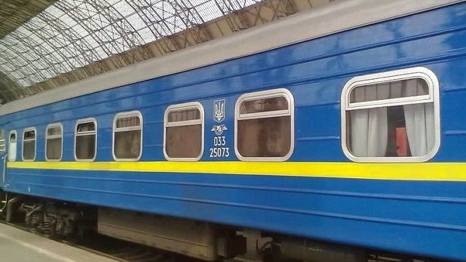 Понад 20 потягів рухаються із затримкою через масований ракетний удар росіян