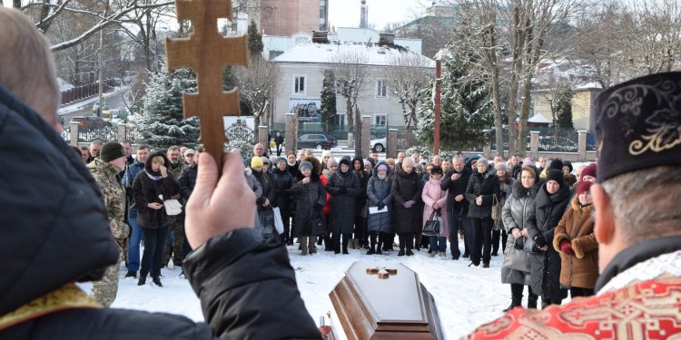 Із Романом Кійонком прощаються у Чортківській громаді