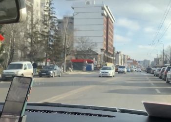 Чому водії та пішоходи наражають себе на небезпеку під час відімкнень електрики