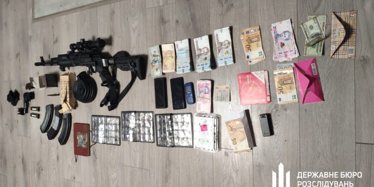 Справу тернопільського податківця, якого підозрюють у поборах, скерували до суду