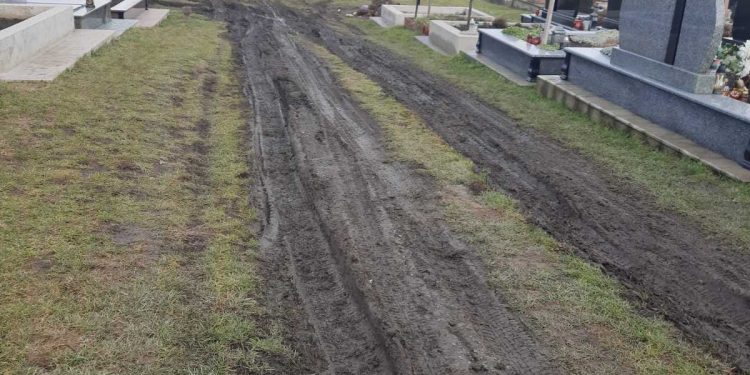 Чому закрили кладовище в Хоросткові