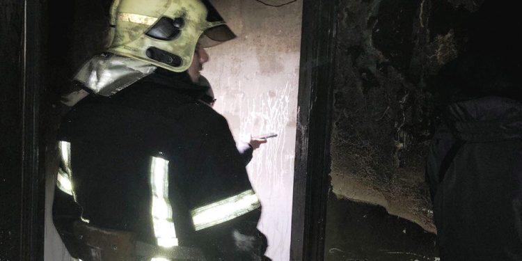 У пожежі на Галицькій загинула жінка, а мешканців будинку евакуйовували